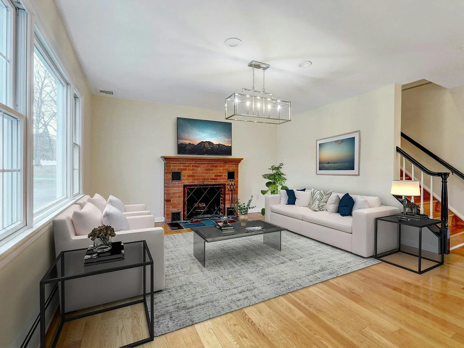 5 bed, 2.5 bath, $8,750 — Photo 2