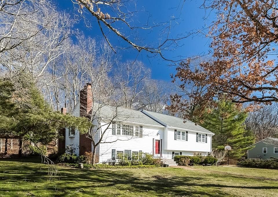 1st image of 72 Briar Ln