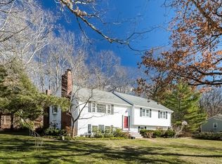 72 Briar Ln, Westwood, MA 02090