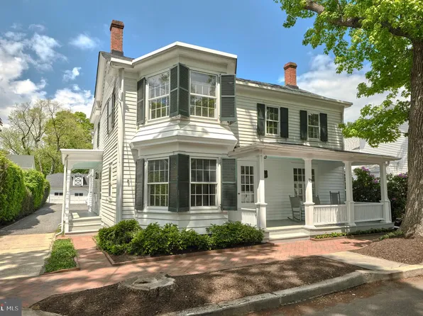 73 N Main St, Cranbury, NJ 08512