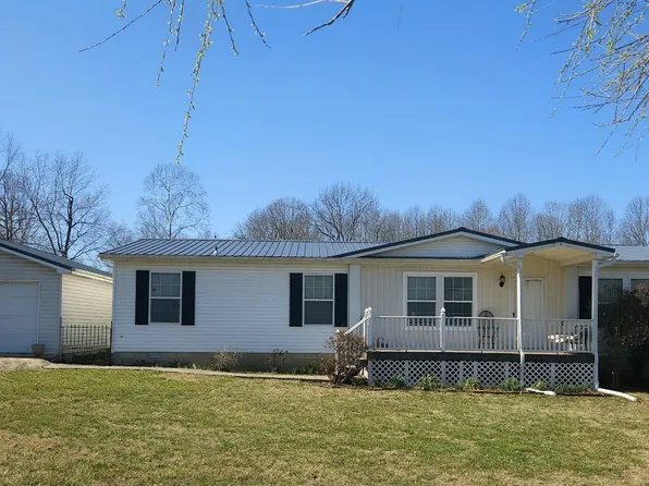 555 Wesley Chapel Rd, Sparta, TN 38583