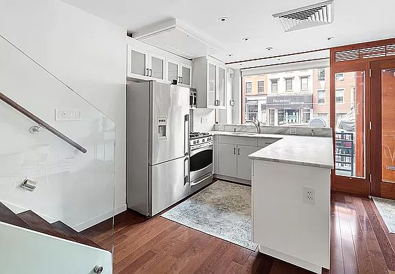 2nd image of 68 Lafayette Ave