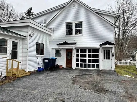 118 S Main St #3