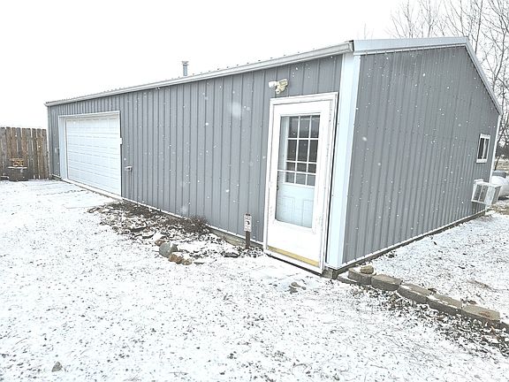 4th image of 8750 N Brehm Ln