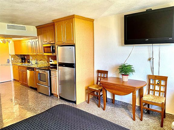 5th image of 19201 NE Collins Ave #441