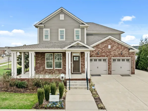 312 Whispering Pines Ln, Hendersonville, TN 37075