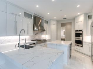 10271 Sweet Bay St, Plantation, FL 33324