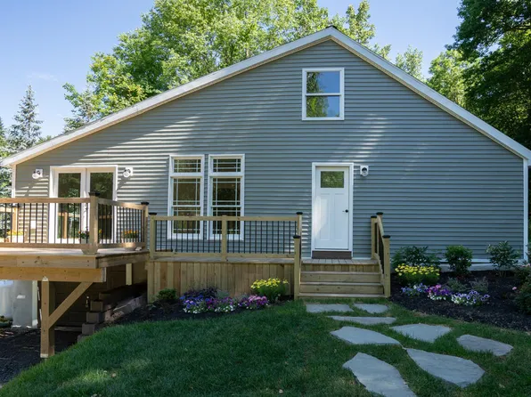 205 McClellan Road, Nassau, NY 12123