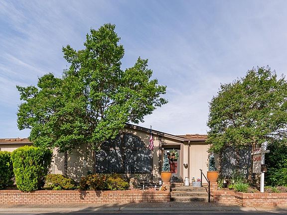 2nd image of 6276 Astronaut Ln