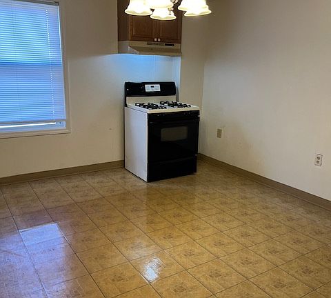 2nd image of 216 McKean Ave APT 7