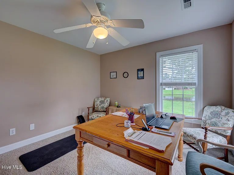 1511 Edgefield Ct — Photo 12