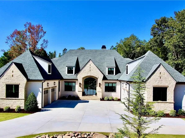 10235 Cedar Ridge Dr, Milton, GA 30004