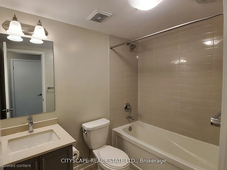 31 Florence St #9 — Photo 18