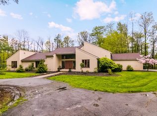 28525 Harvard Rd, Beachwood, OH 44122