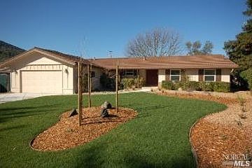 1st image of 902 Calle Del Caballo St