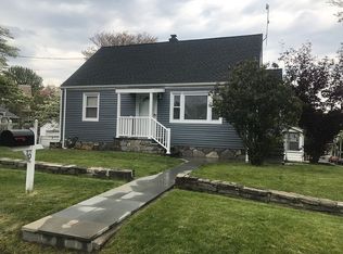 10 Wilcox St, Bridgeport, CT 06606