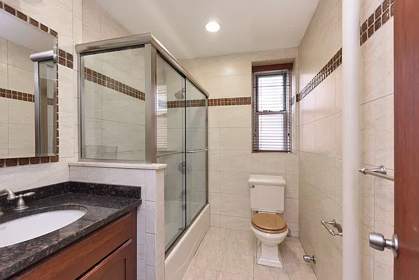 Sold by Remax Edge | media 14