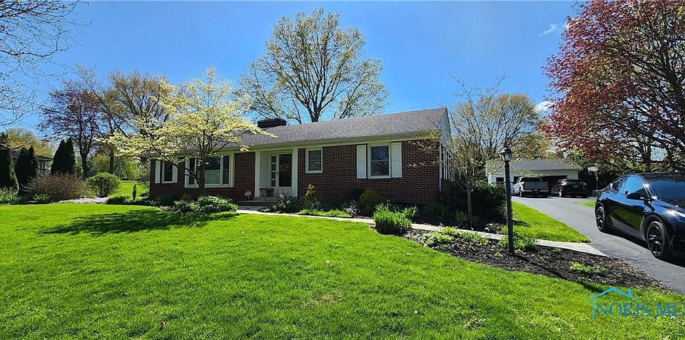 1st image of 33 Egbert Park Dr