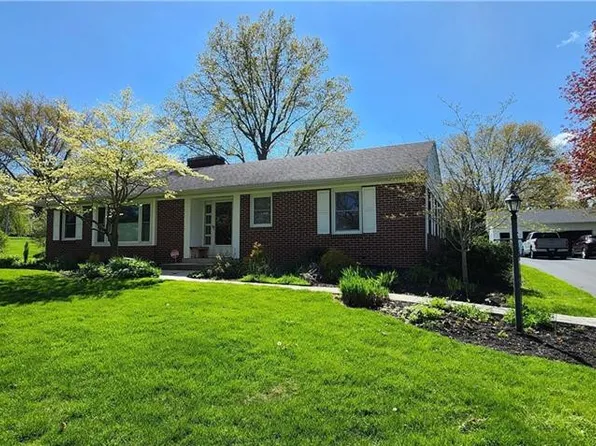 33 Egbert Park Dr, Tiffin, OH 44883