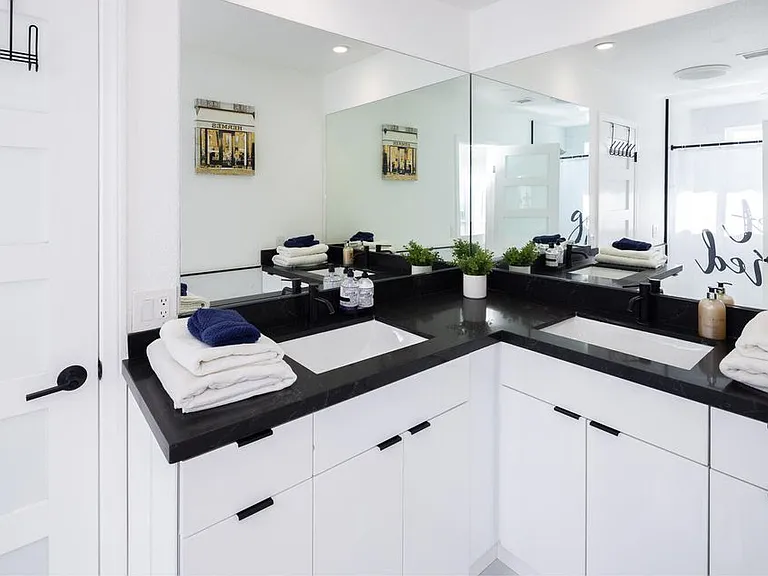 41215 Carlotta Dr — Photo 33