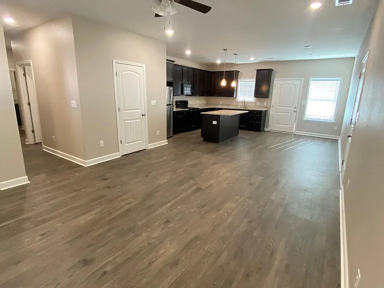 2508 Garden Bend Dr — Photo 3