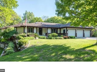 12209 Golden Acre Dr, Minnetonka, MN 55305