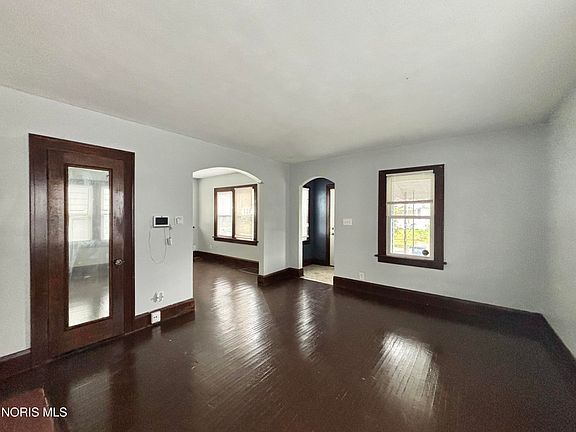 5th image of 1721 Mansfield Rd