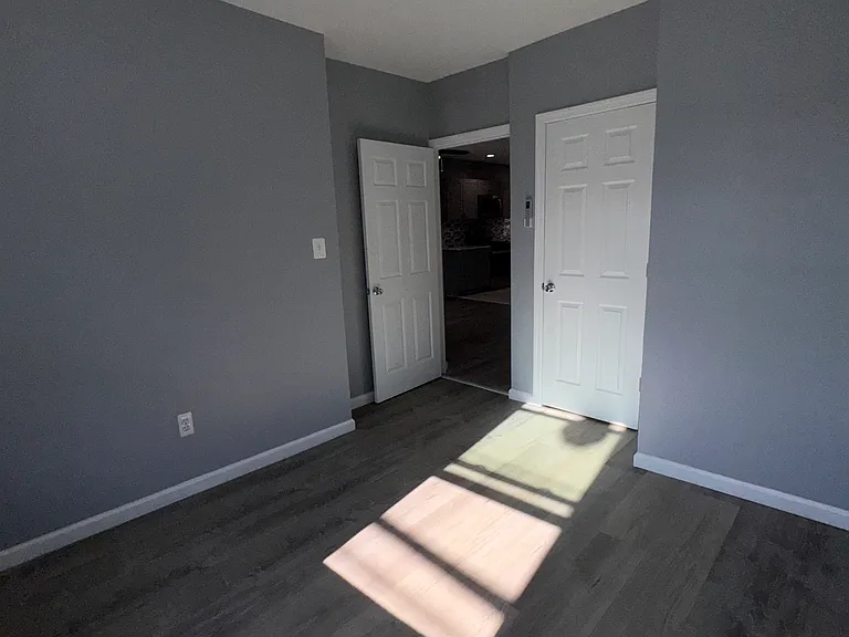 621 Grove St #2 — Photo 13