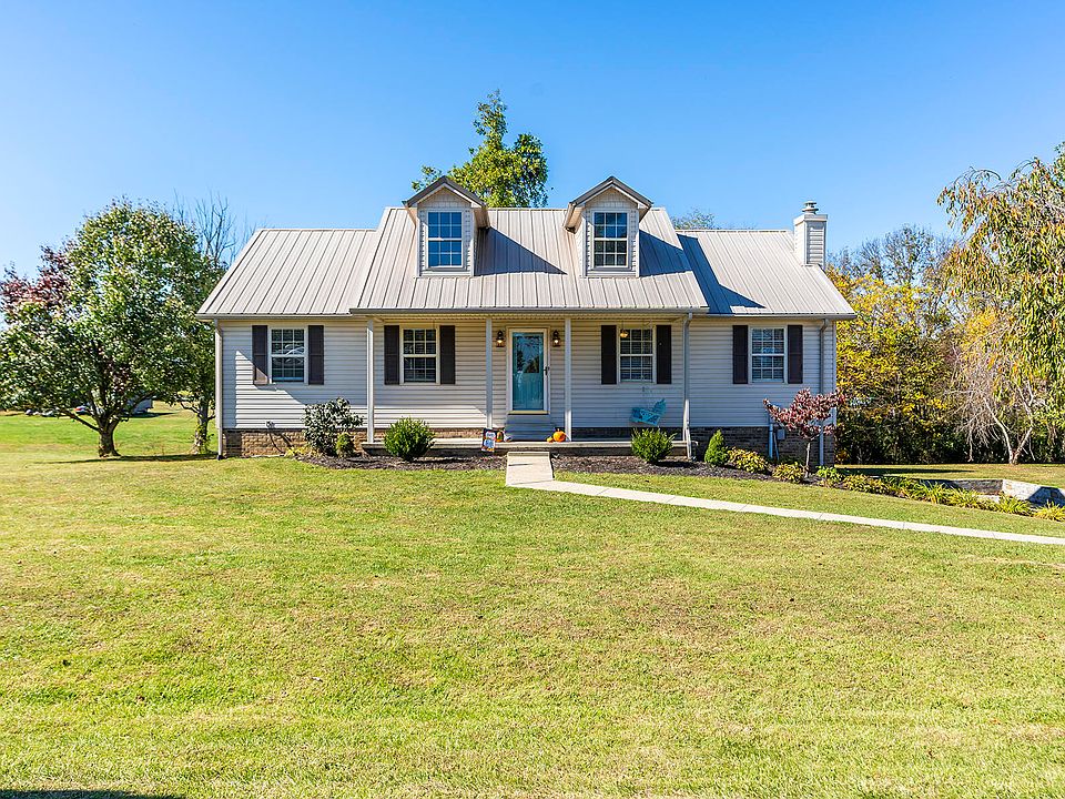 1st image of 1006 Caroline Dr