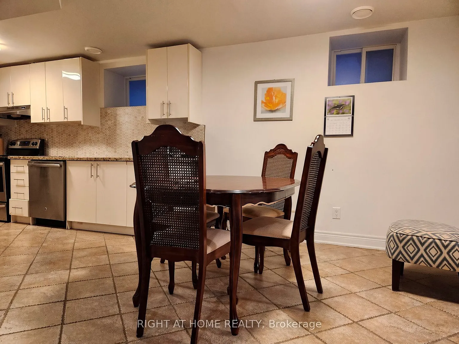 3 bed, $3,300 — Photo 2