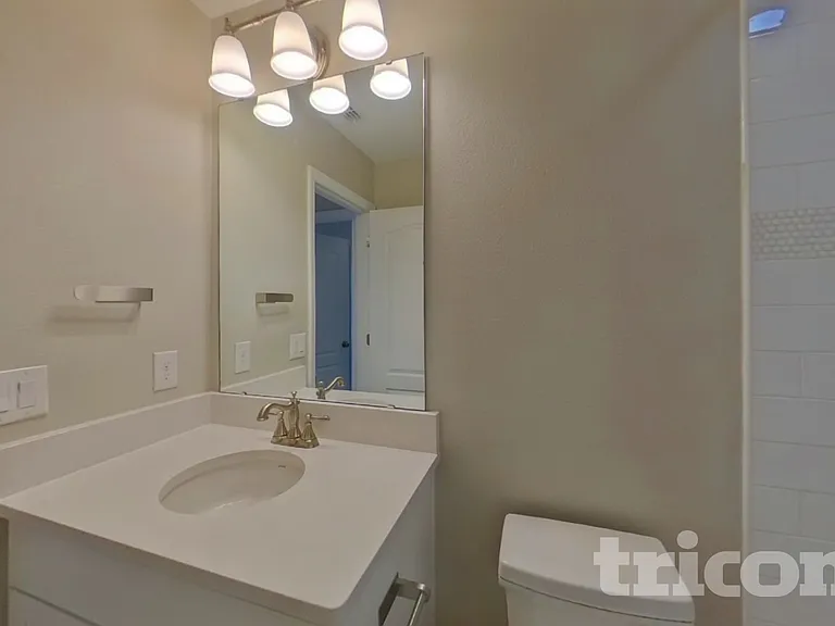 201 Sangmon Ct — Photo 14