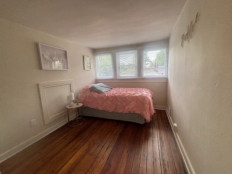 1321 N Brookfield St — Photo 13