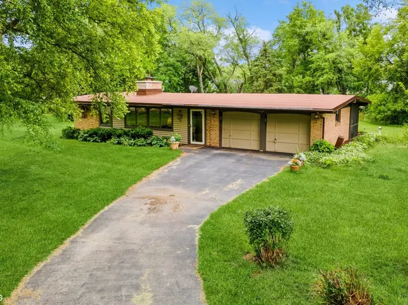 1115 Hillcrest Ave, Fox River Grove, IL 60021