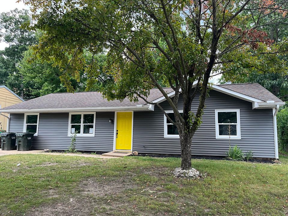 1st image of 3939 Greenmont Dr