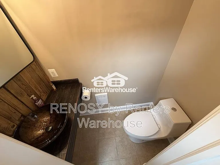1514 McHenry St — Photo 10
