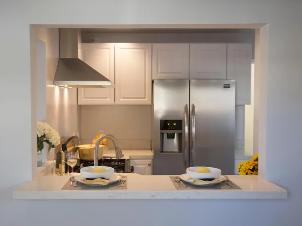652 N Marengo Ave APT 102, Pasadena, CA 91101