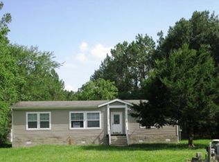 16556 Village Green Dr S, Jacksonville, FL 32234
