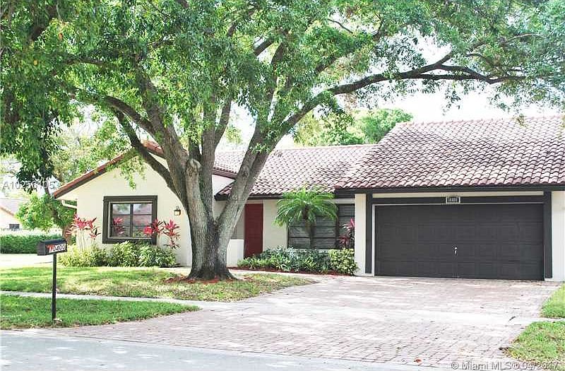 1st image of 10400 NW 6th St