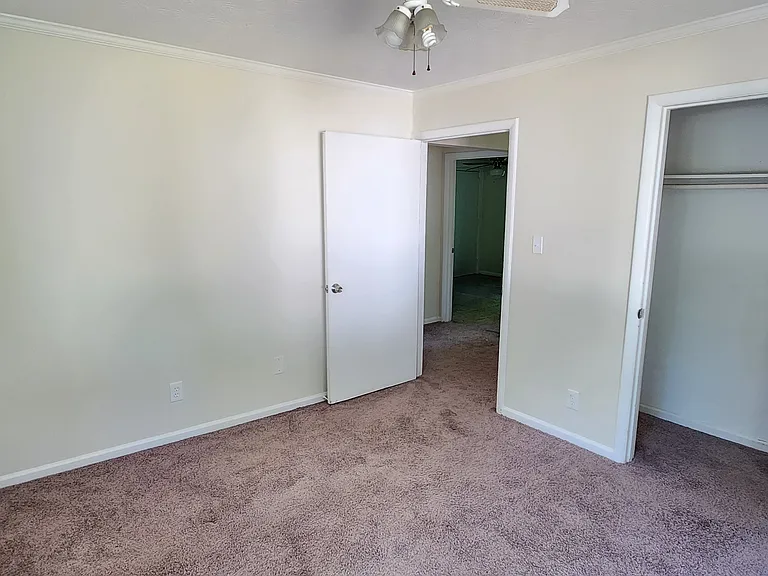 4902 Valley Dale Ct SW #B — Photo 55