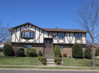 3 Jani Ct, Clifton, NJ 07013