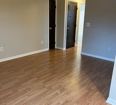 5th image of 1320-1322 Imperial Ct #1330