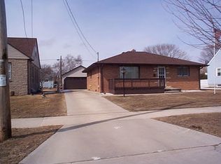 1612 S 23rd St, Manitowoc, WI 54220