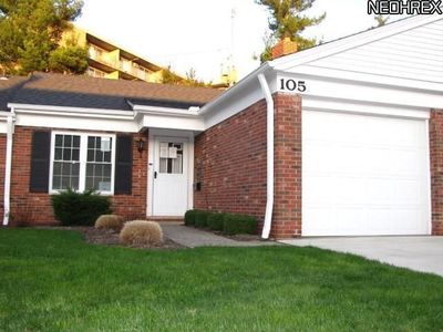 105 Gaslight Ln #105F, Mayfield Heights, OH, 44124