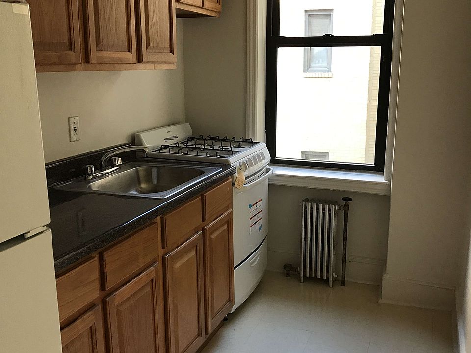 1st image of 2816 34th St APT 5B