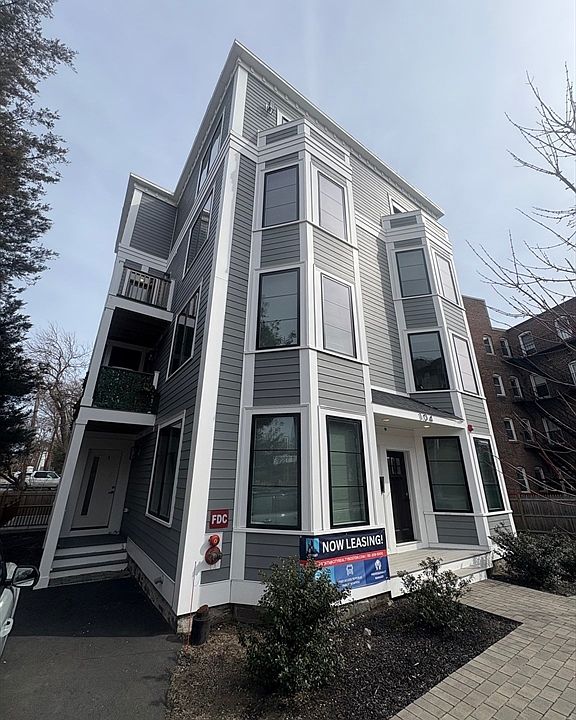 1st image of 104-106 Warren St