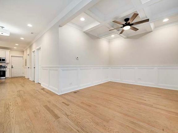 5th image of 1154 W 88th St #1