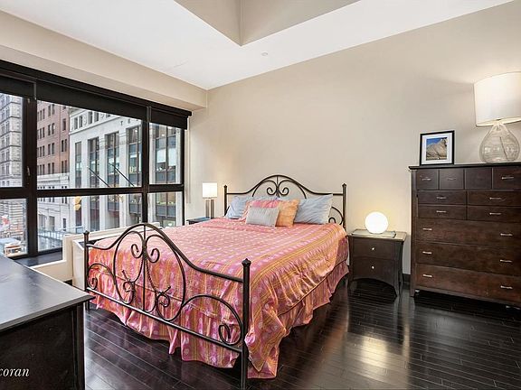 5th image of 20 Pine St APT 402