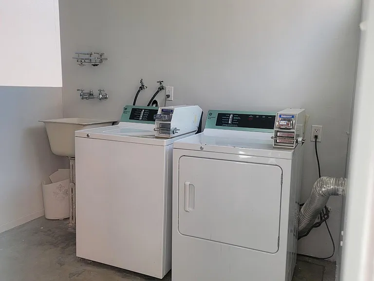627 Geneva St #2 — Photo 11