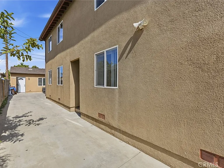 5017 S Halldale Ave #2 — Photo 22