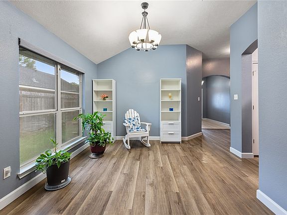 3rd image of 2805 Muirwood Ct